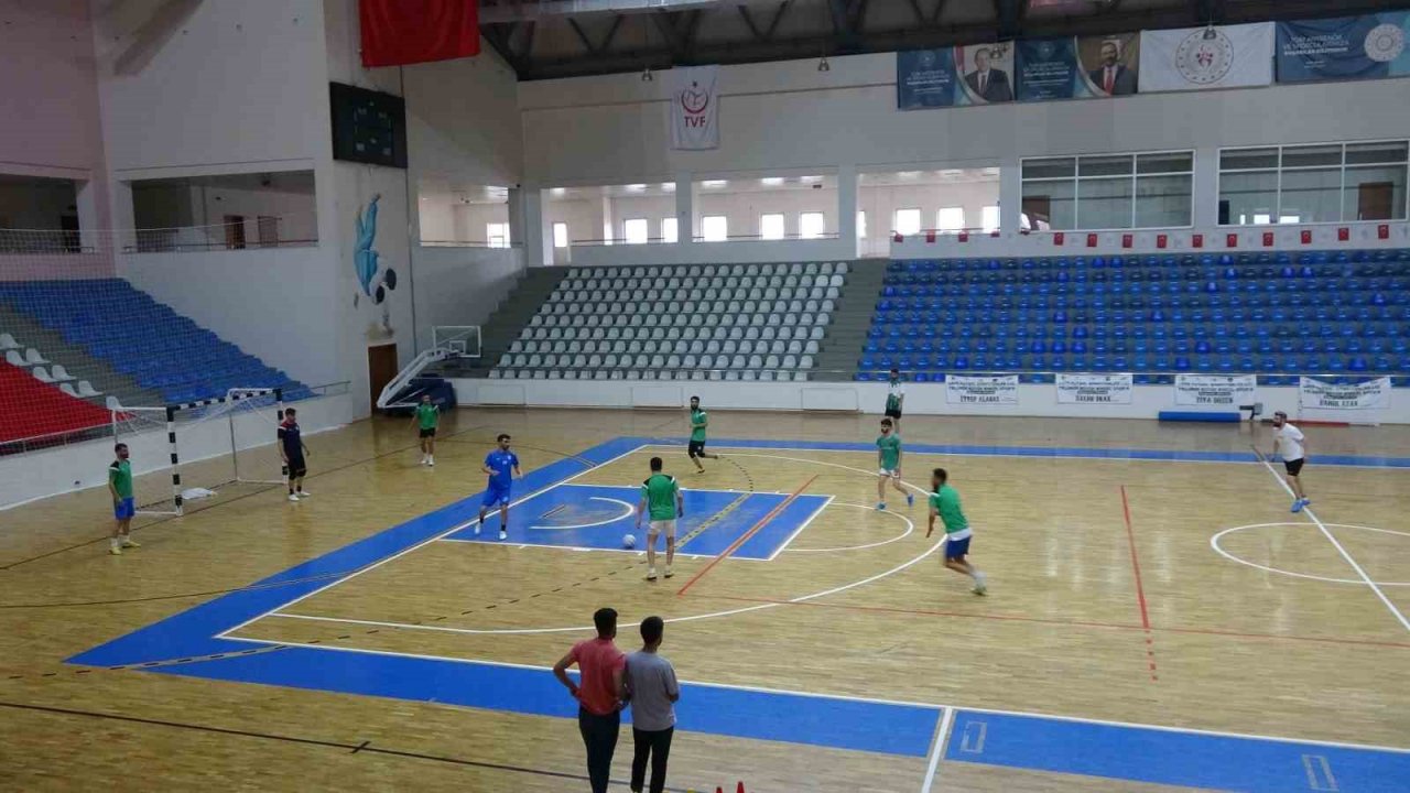 Büyük Bingöl Spor Futsal Takımı’nın hedefi Şampiyonlar Ligi