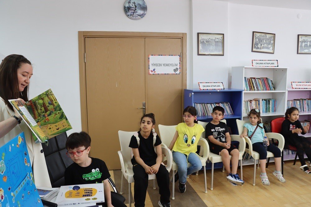 Yalova Belediyesi’nden çocuklara “Masal Saati” etkinliği
