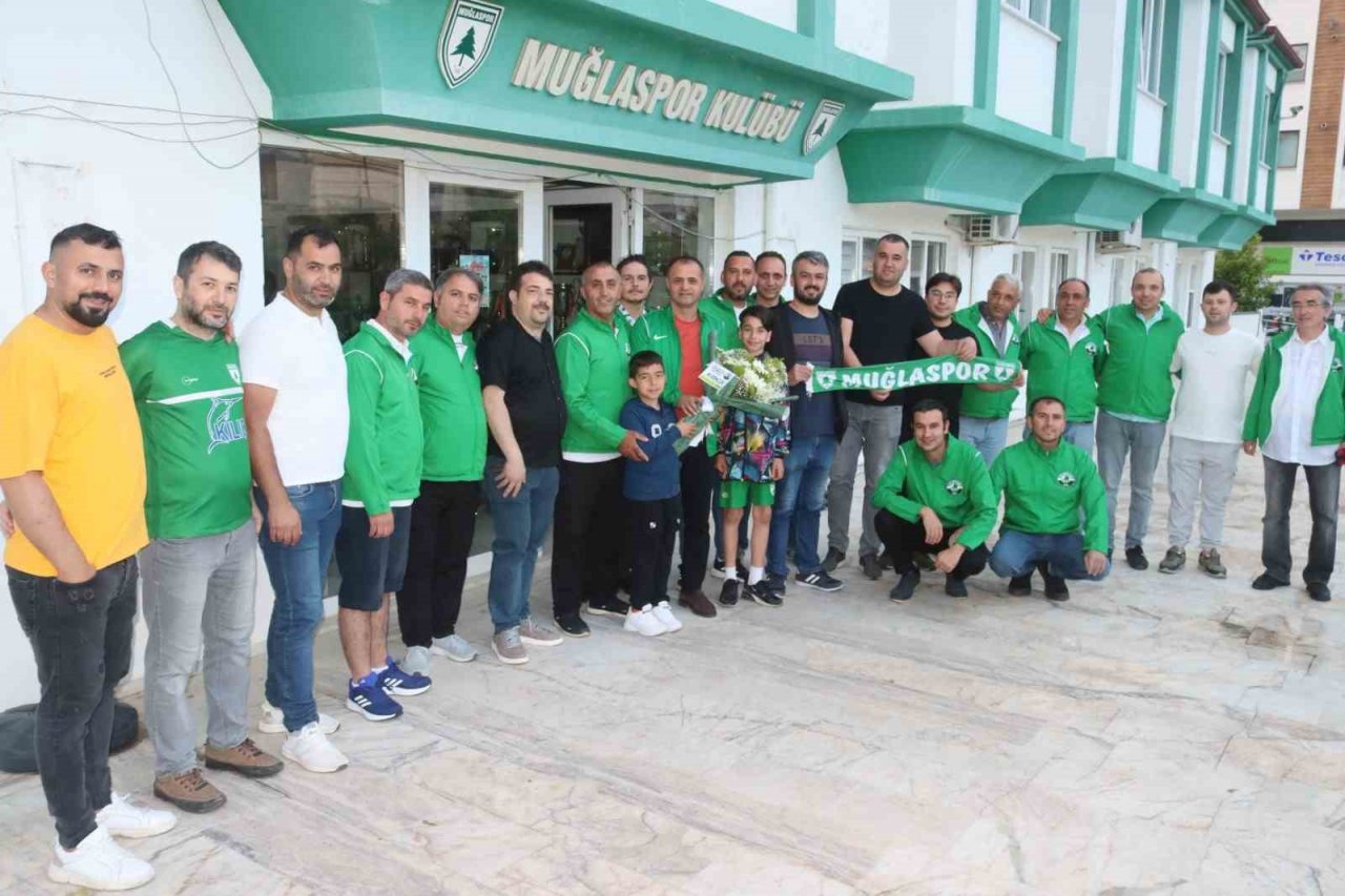 Muğlaspor’a taraftarlarından destek