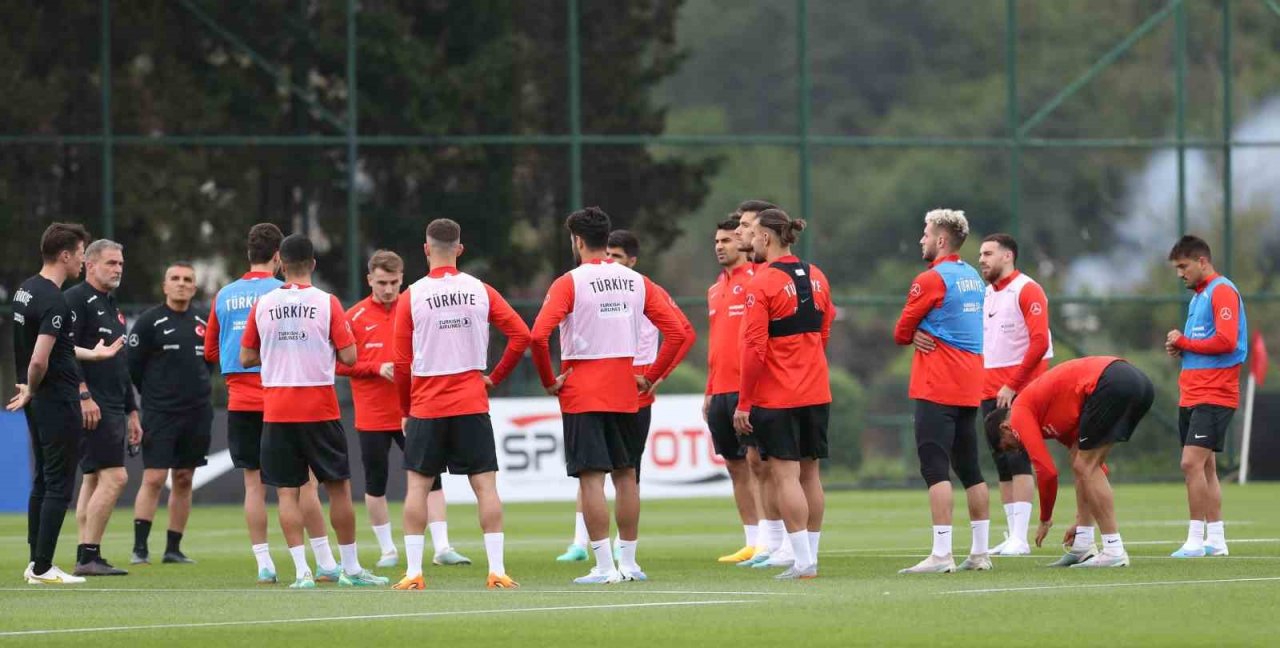 A Milli Futbol Takımı, Letonya maçı hazırlıklarını sürdürdü