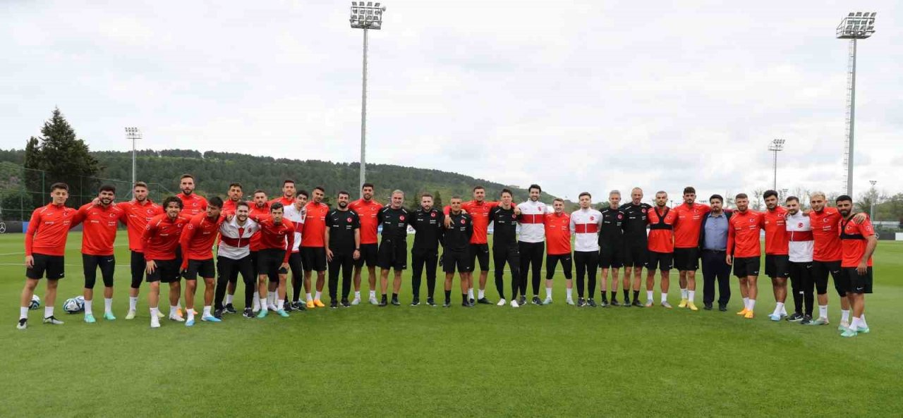 A Milli Futbol Takımı, Letonya maçı hazırlıklarını sürdürdü