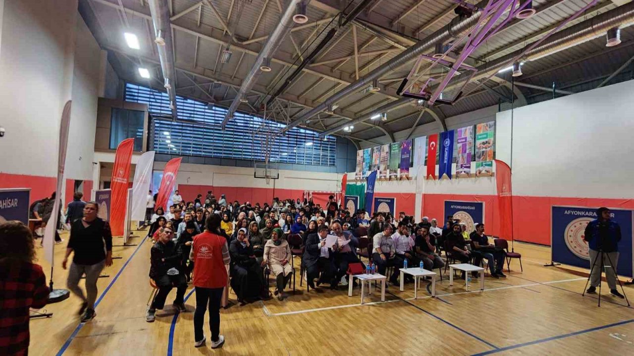 Afyonkarahisar’da ‘Bir Fikre Aşık Olmak’ konseri