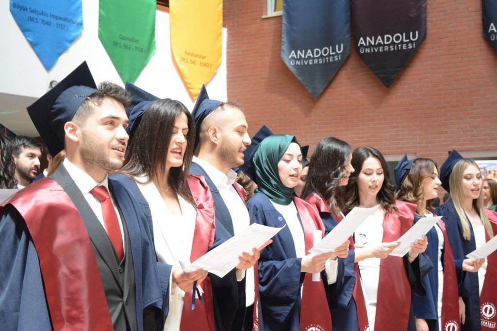 Eczacılık Fakültesinde “Eczacılık Yemini Töreni”