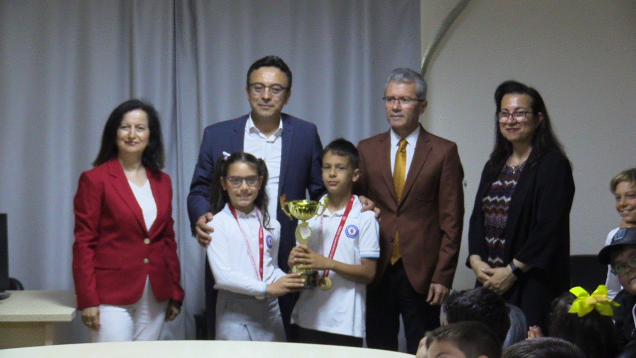 Bandırmalı öğrencilerden gurur verici şampiyonluk