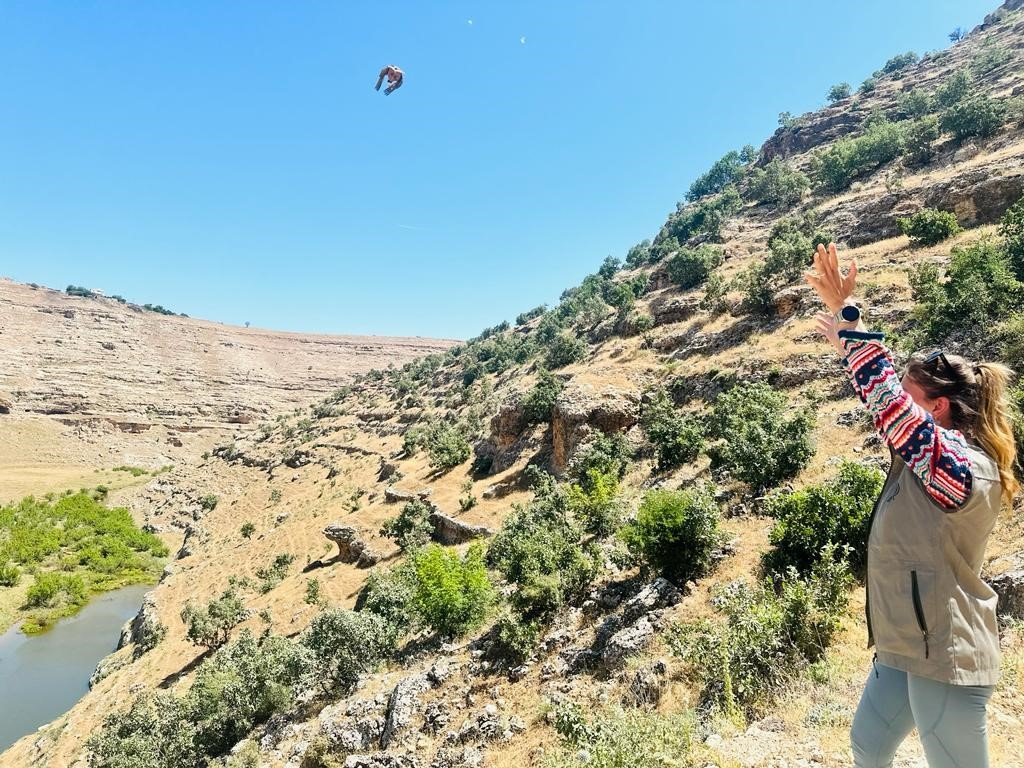 Şırnak’ta 600 kınalı keklik doğaya salındı