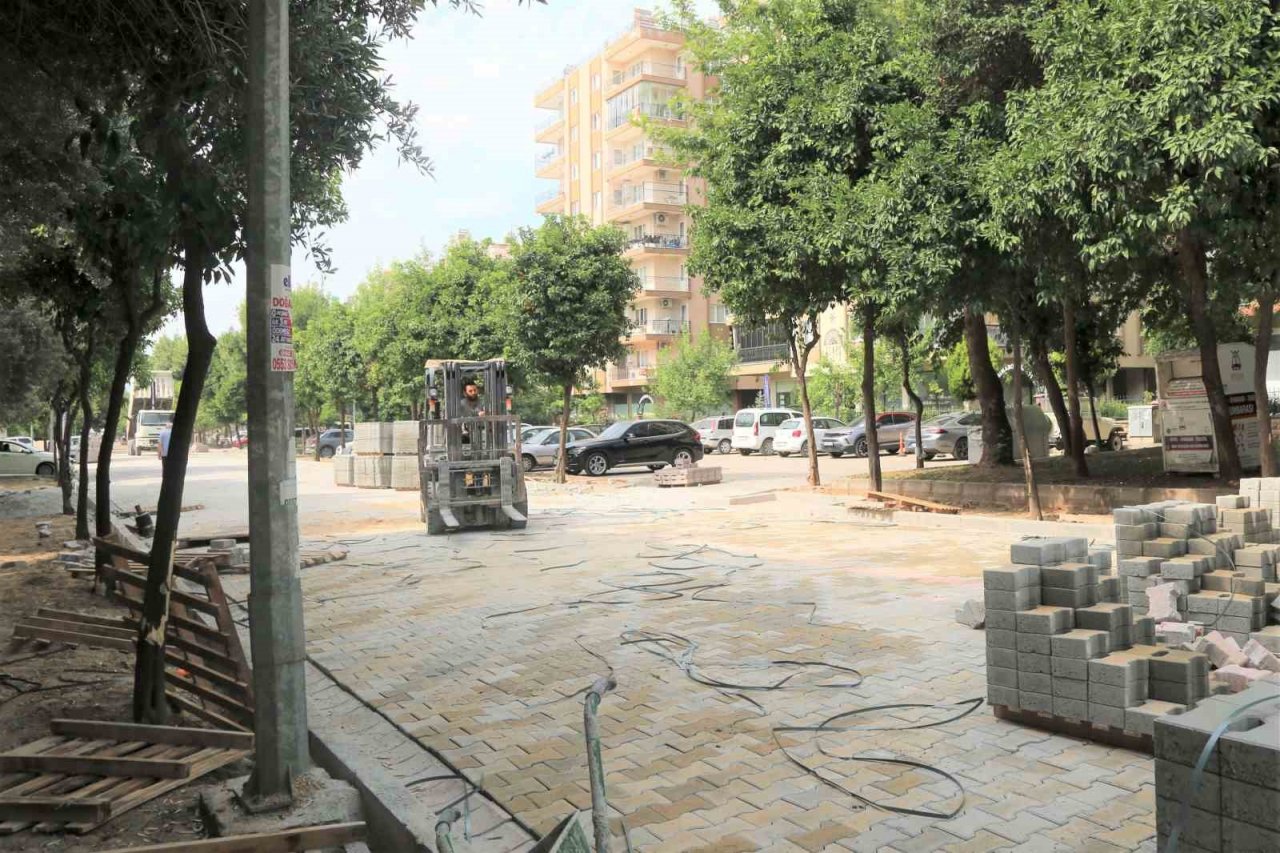 Efeler Belediyesi Yedieylül Mahallesi’nin yollarını yeniledi