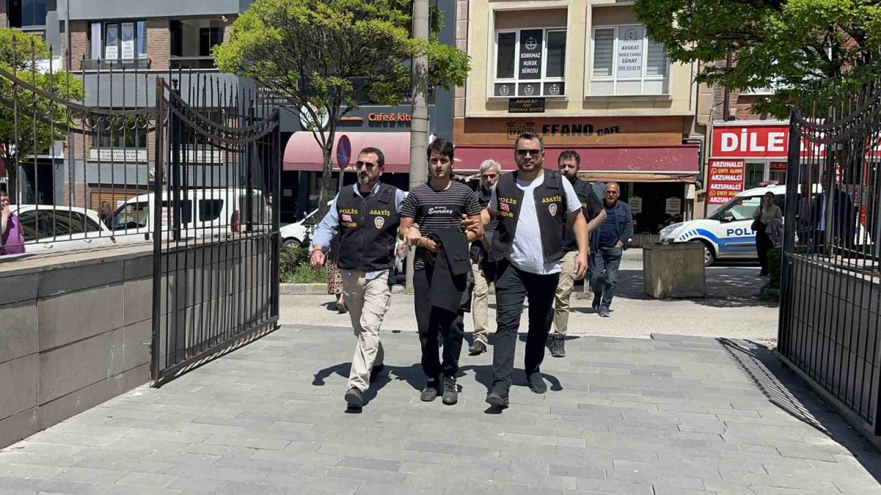 24 yaşındaki gencin öldürülmesiyle ilgili yakalanan baba oğul adliyeye sevk edildi