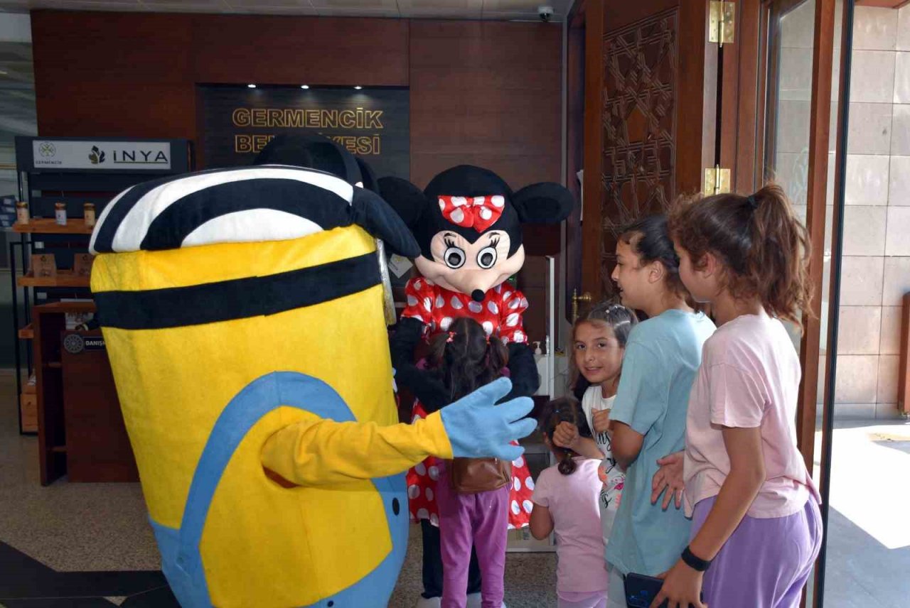 Çocukların karne hediyesi Başkan Öndeş’ten