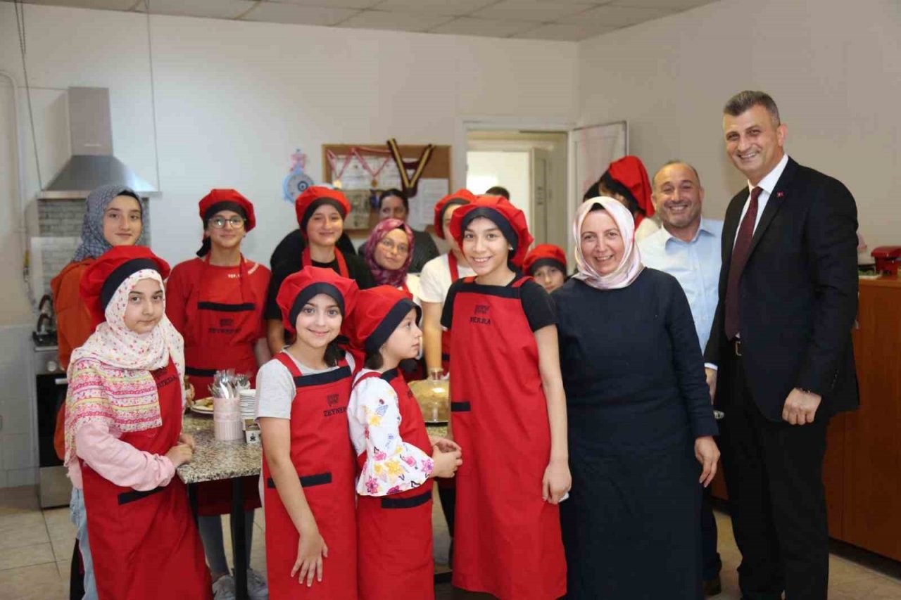 Yaz tatiliyle beraber pastacılık kursu başlıyor