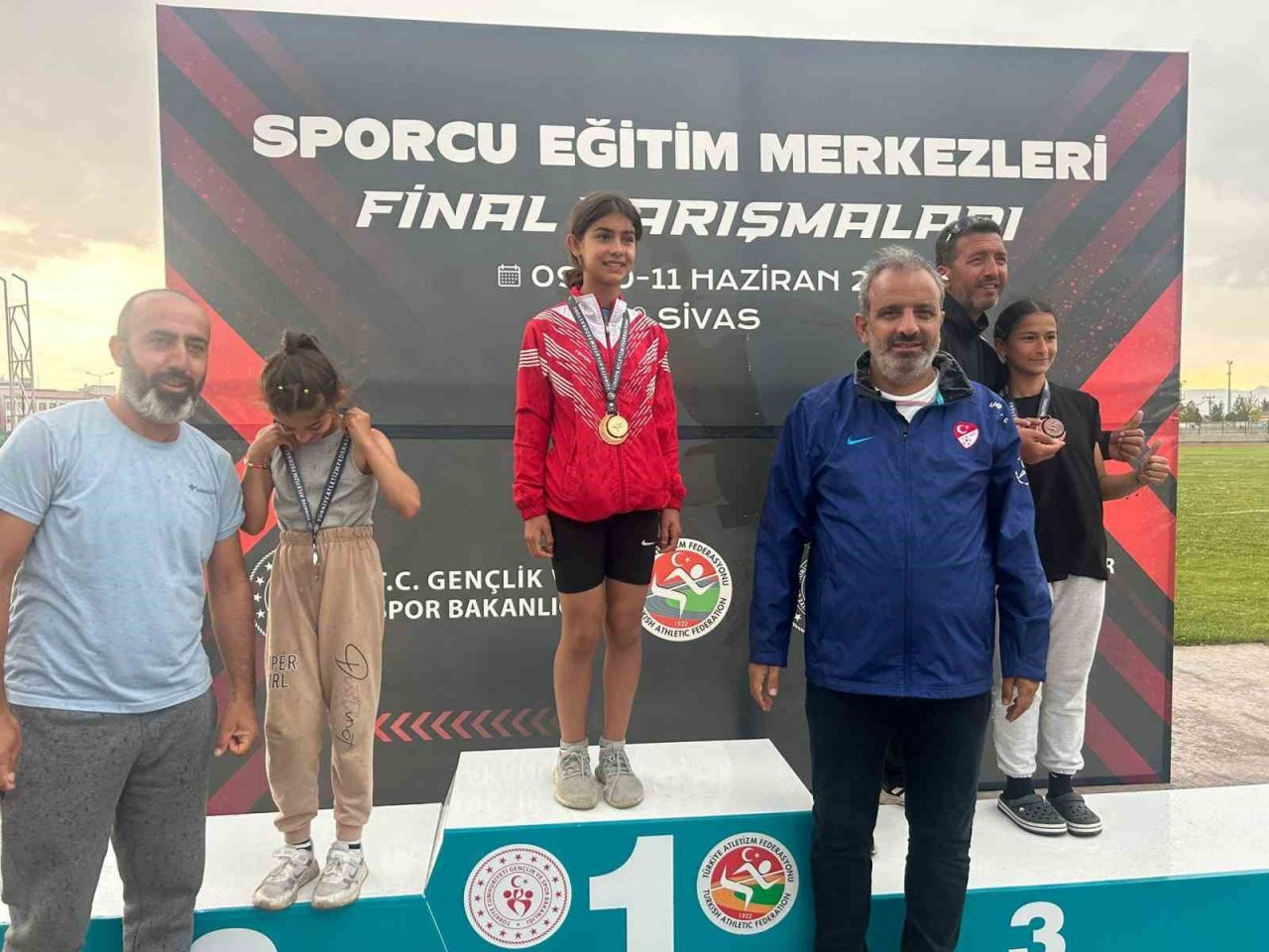 Sökeli Hilal, iki dalda Türkiye birinciliği gururu yaşattı