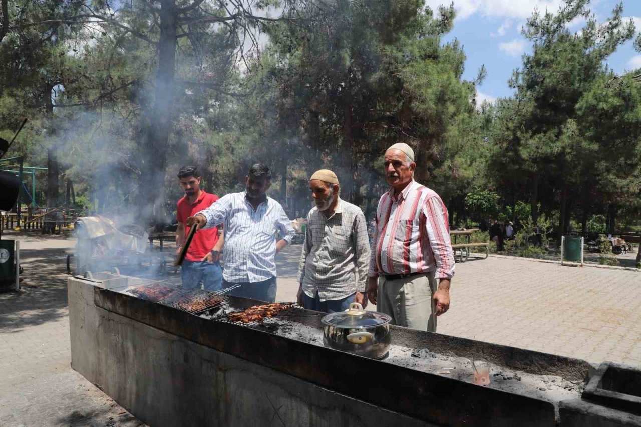 Tabiat parkına hafta sonunda 40 bin kişi gitti