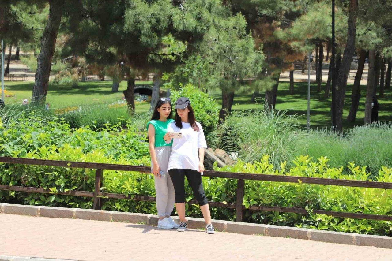 Tabiat parkına hafta sonunda 40 bin kişi gitti