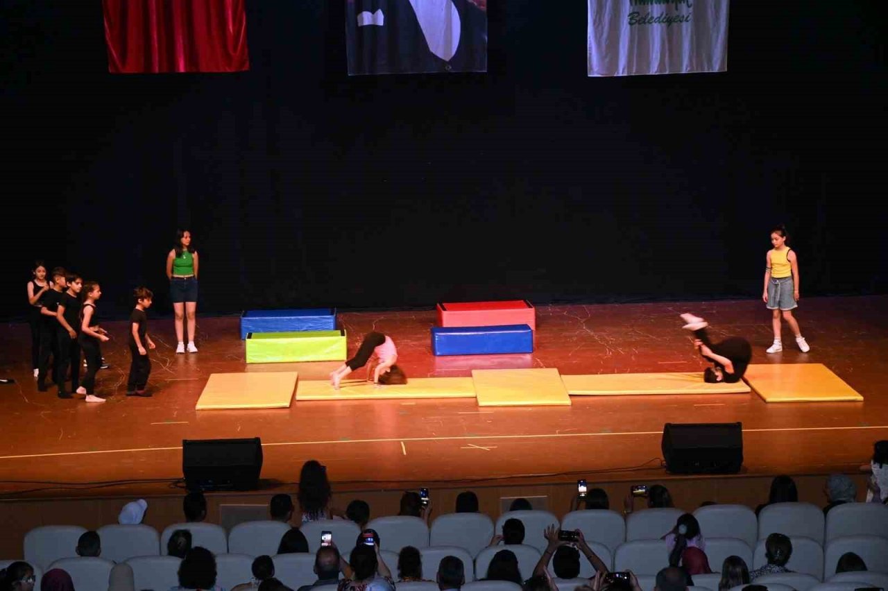 Çocuk kültür Merkezi’nden yıl sonu kutlaması