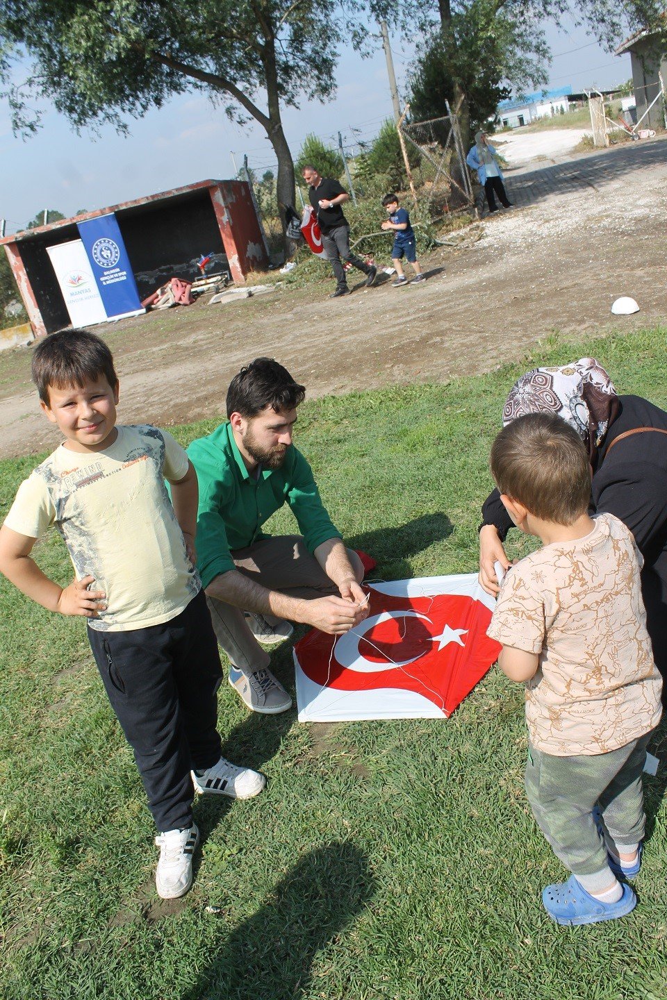 Manyas’ta uçurtma şenliği yapıldı