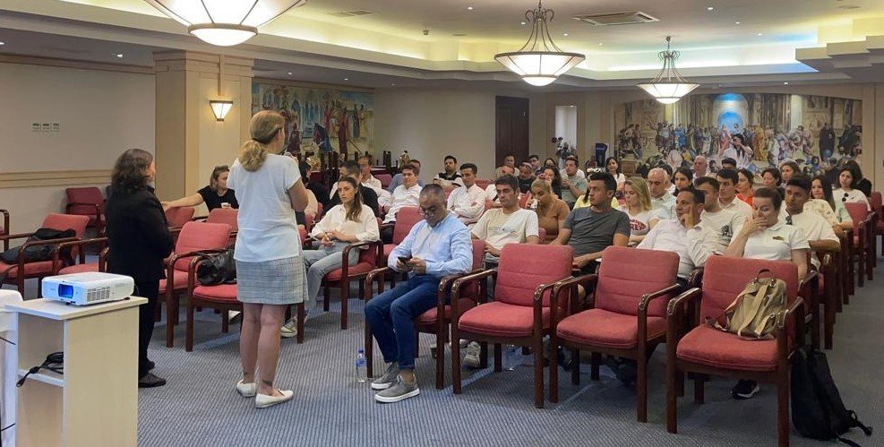 Marmaris’te ‘Turizmde çocuk koruma’ semineri düzenlendi