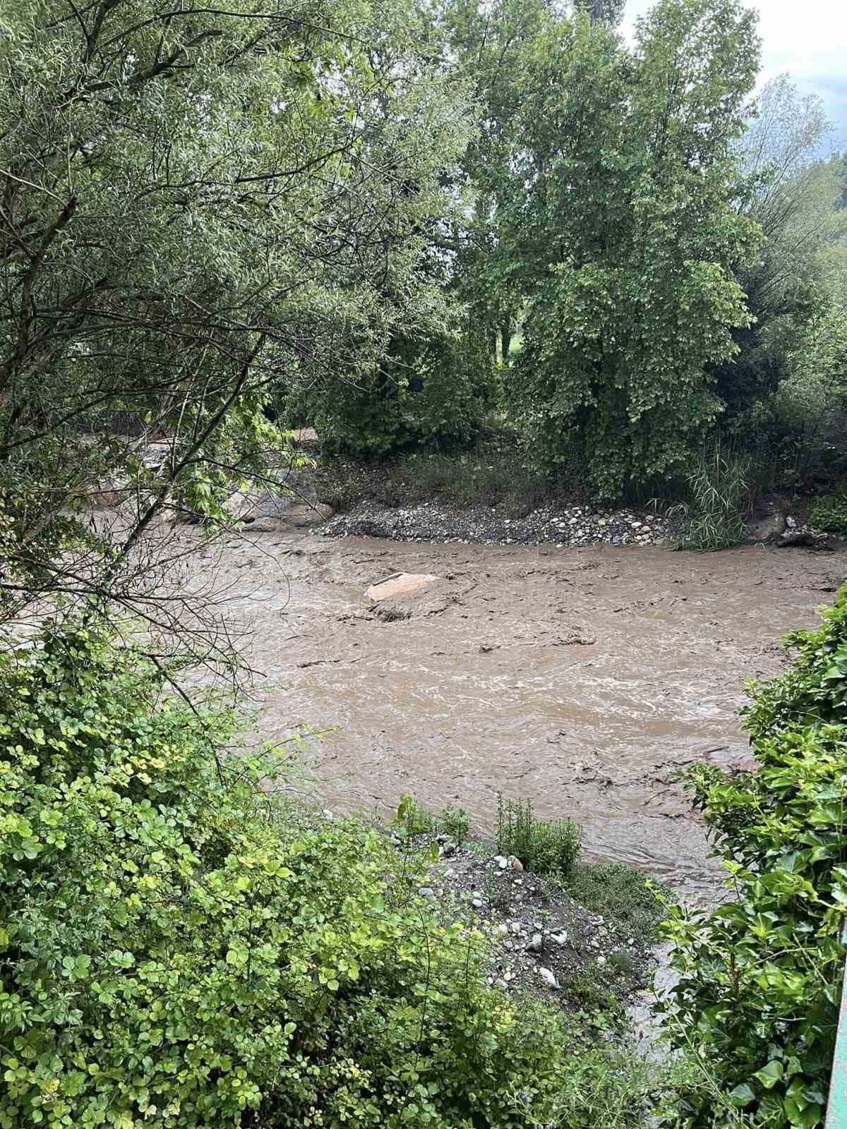 Muğla’da sağanak yağış etkili oldu