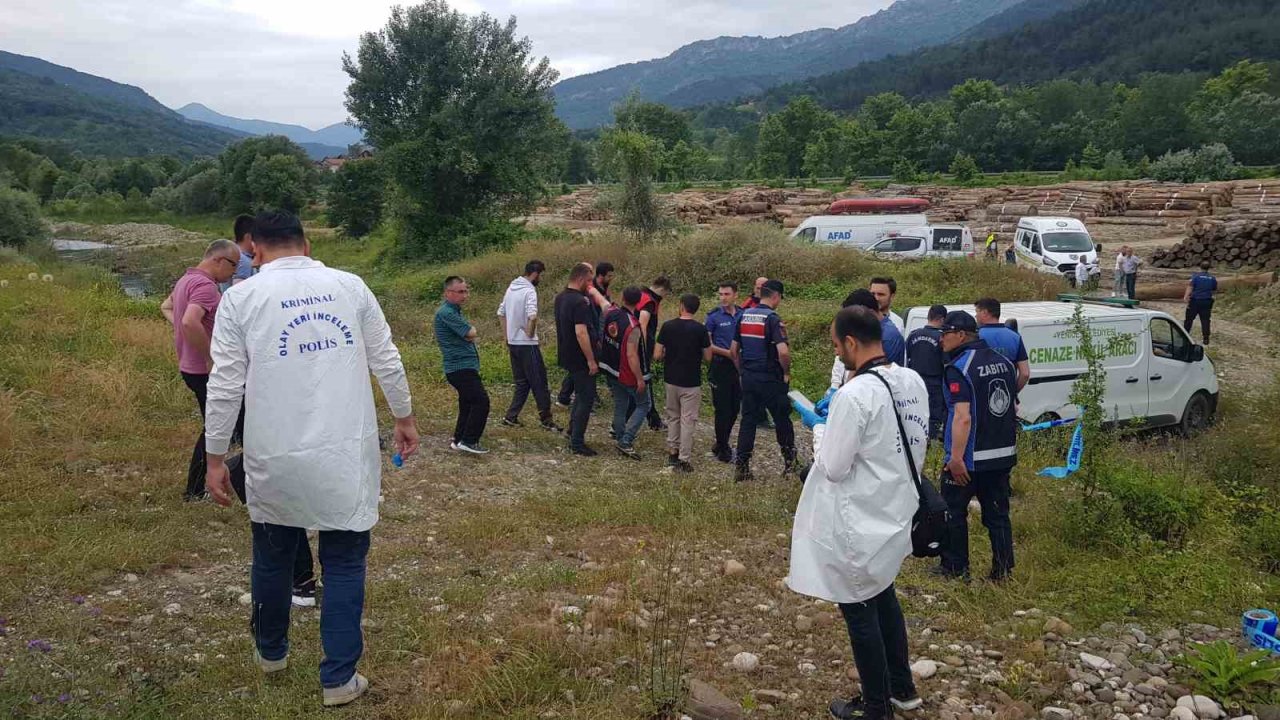 Akıntıya kapılan kadın hayatını kaybetti