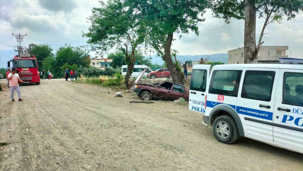 Kontrolden çıkan otomobil sulama kanalına uçtu: 2 yaralı
