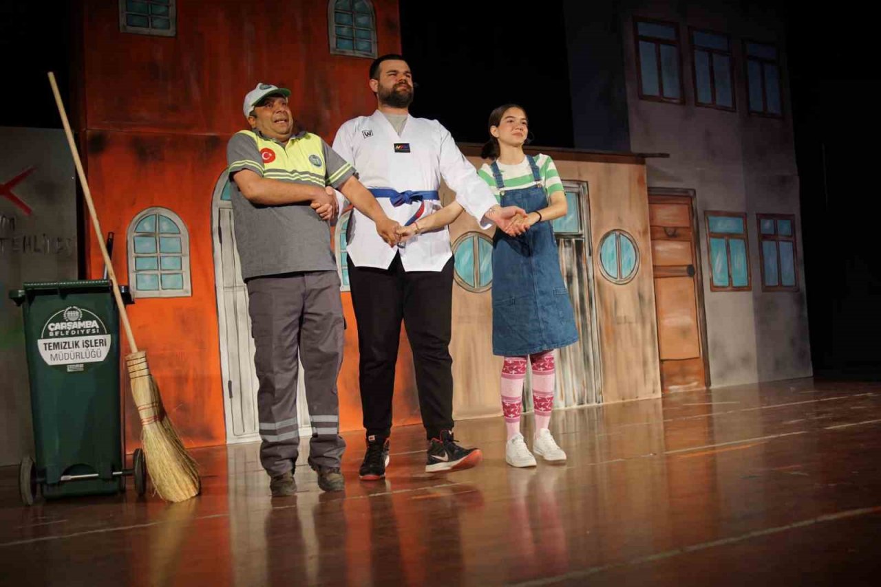 ’Çöp Avcısı’ miniklerle buluştu