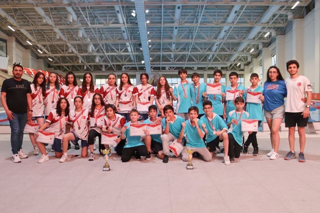 Elazığ’da su topu takımlarından yeni başarı