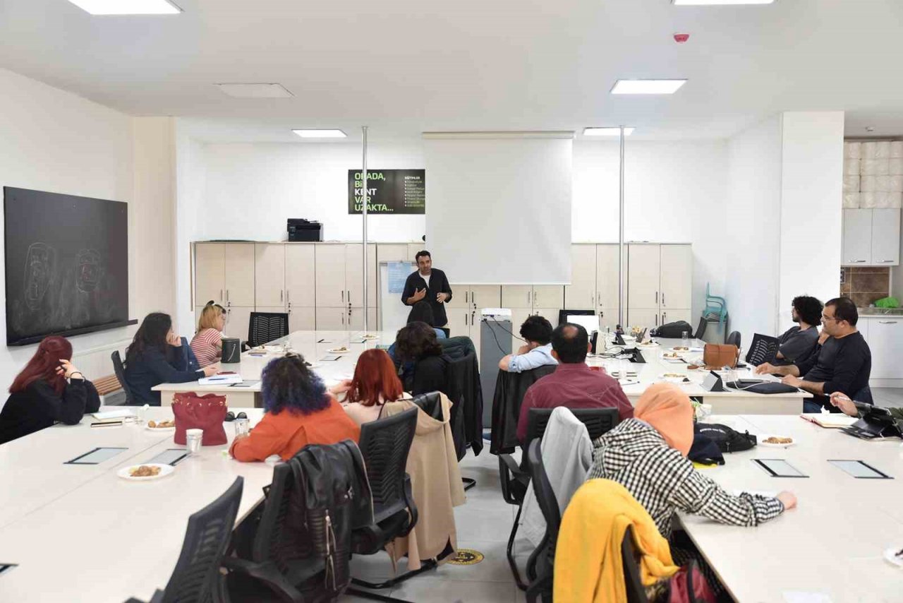 Senarist Karaüç’ten senaryo yazmayı öğrendiler