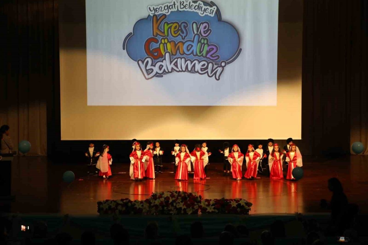 Yozgat Belediyesi Gündüz Bakımevi ve Kreşi ilk mezunlarını verdi