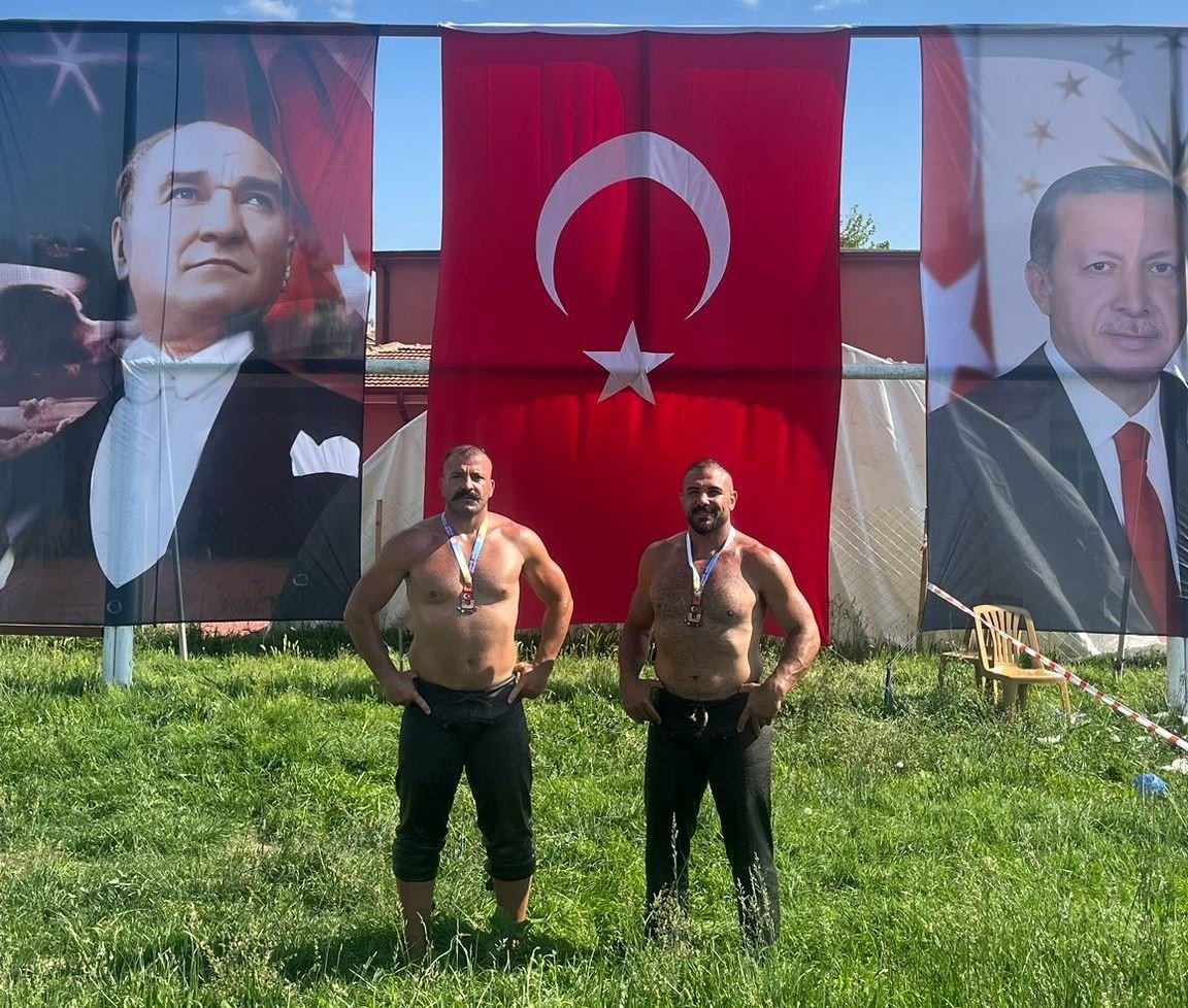 Altınova sporcular kürsüleri işgal etti