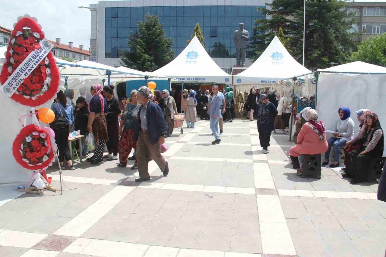 Beyşehir ADEM’in yıl sonu sergisi düzenlendi