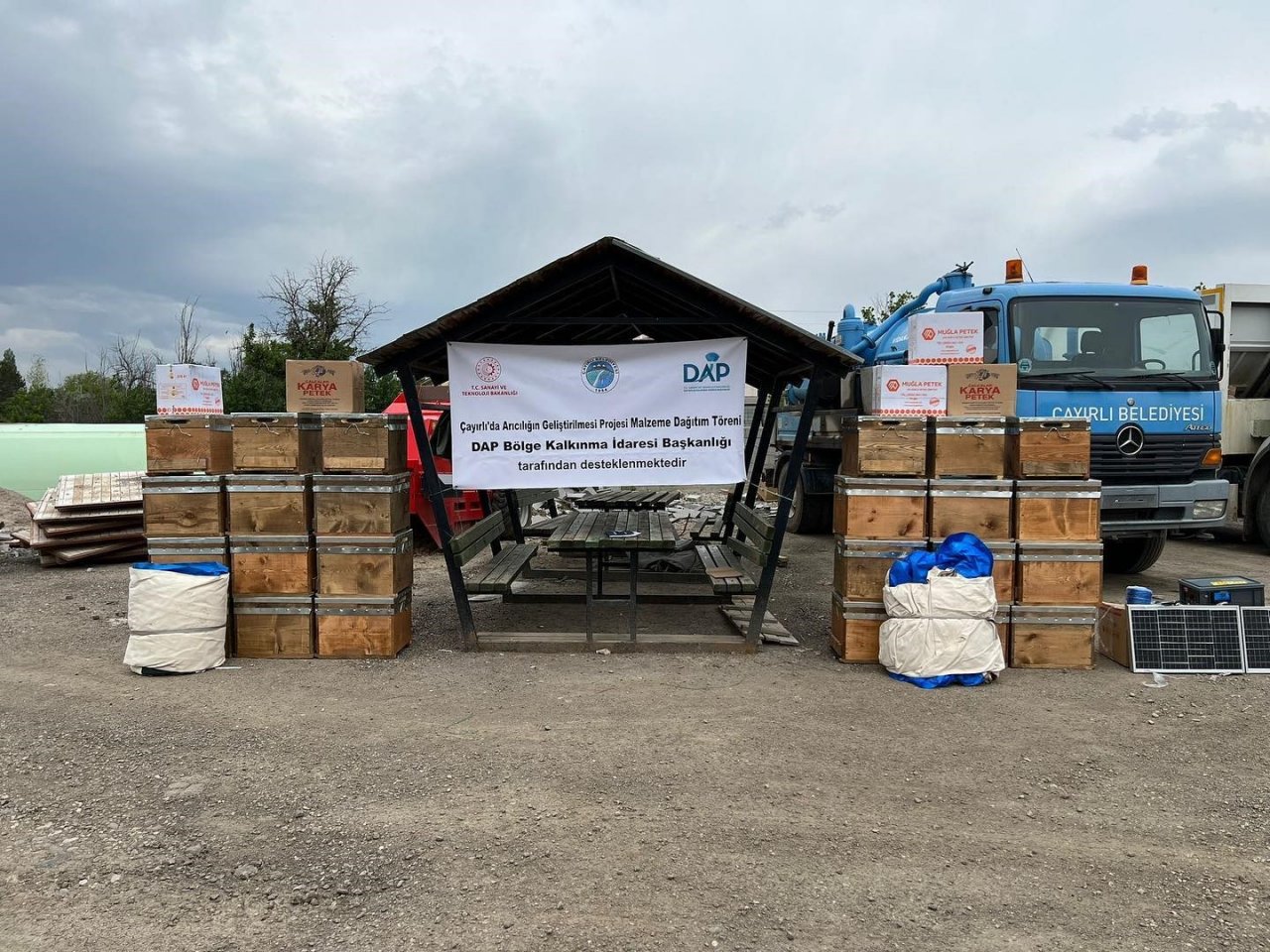 Çayırlı’da arıcılık geliştiriliyor