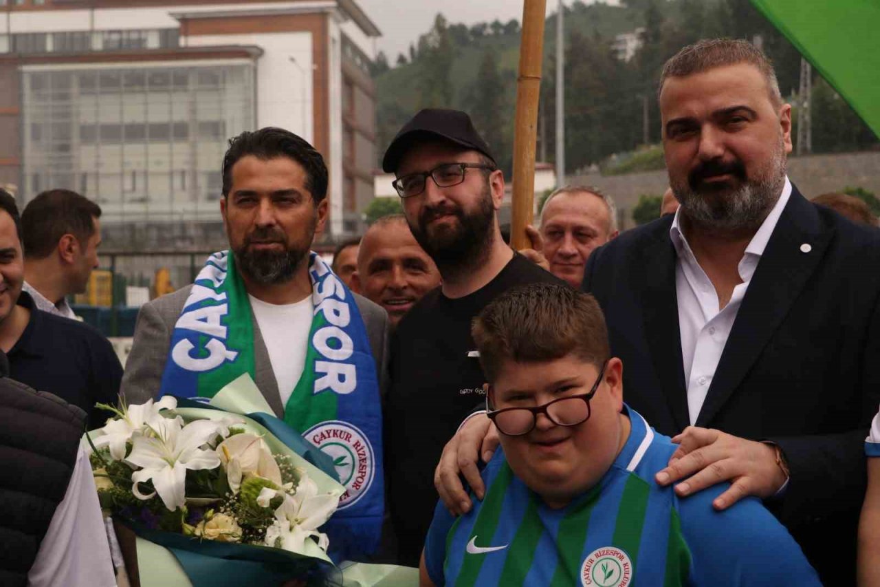 Çaykur Rizespor, İlhan Palut ile 1 yıllık sözleşme imzaladı