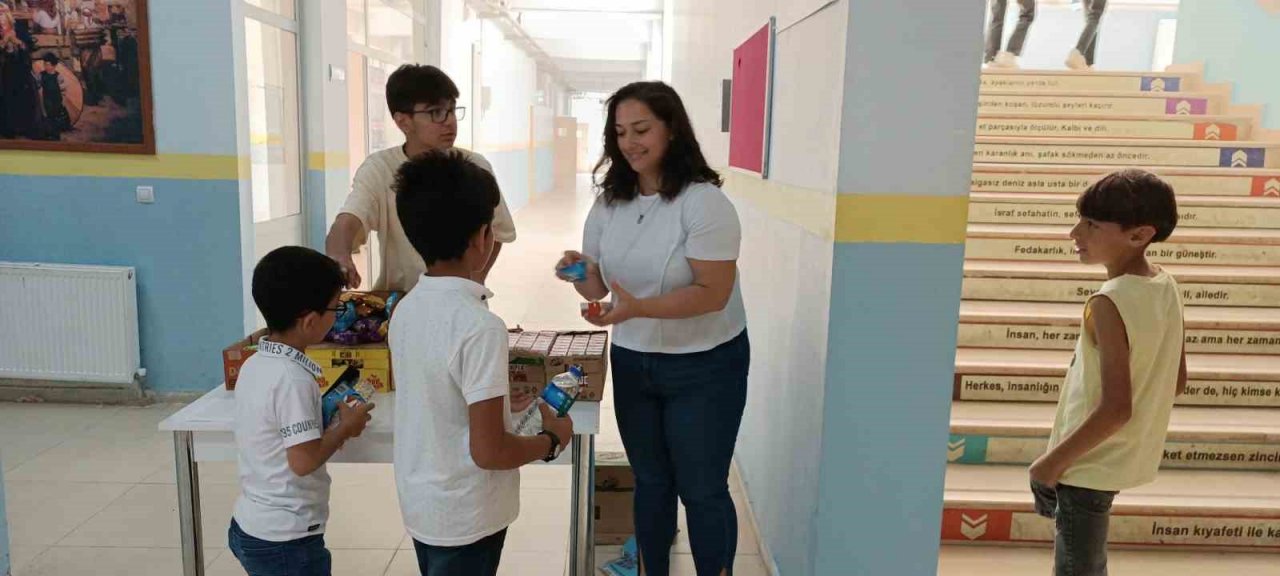 Dicle’nin sınavla öğrenci alan tek nitelikli okulunda 5. ve 6. sınıflar için kabul sınavı yapıldı