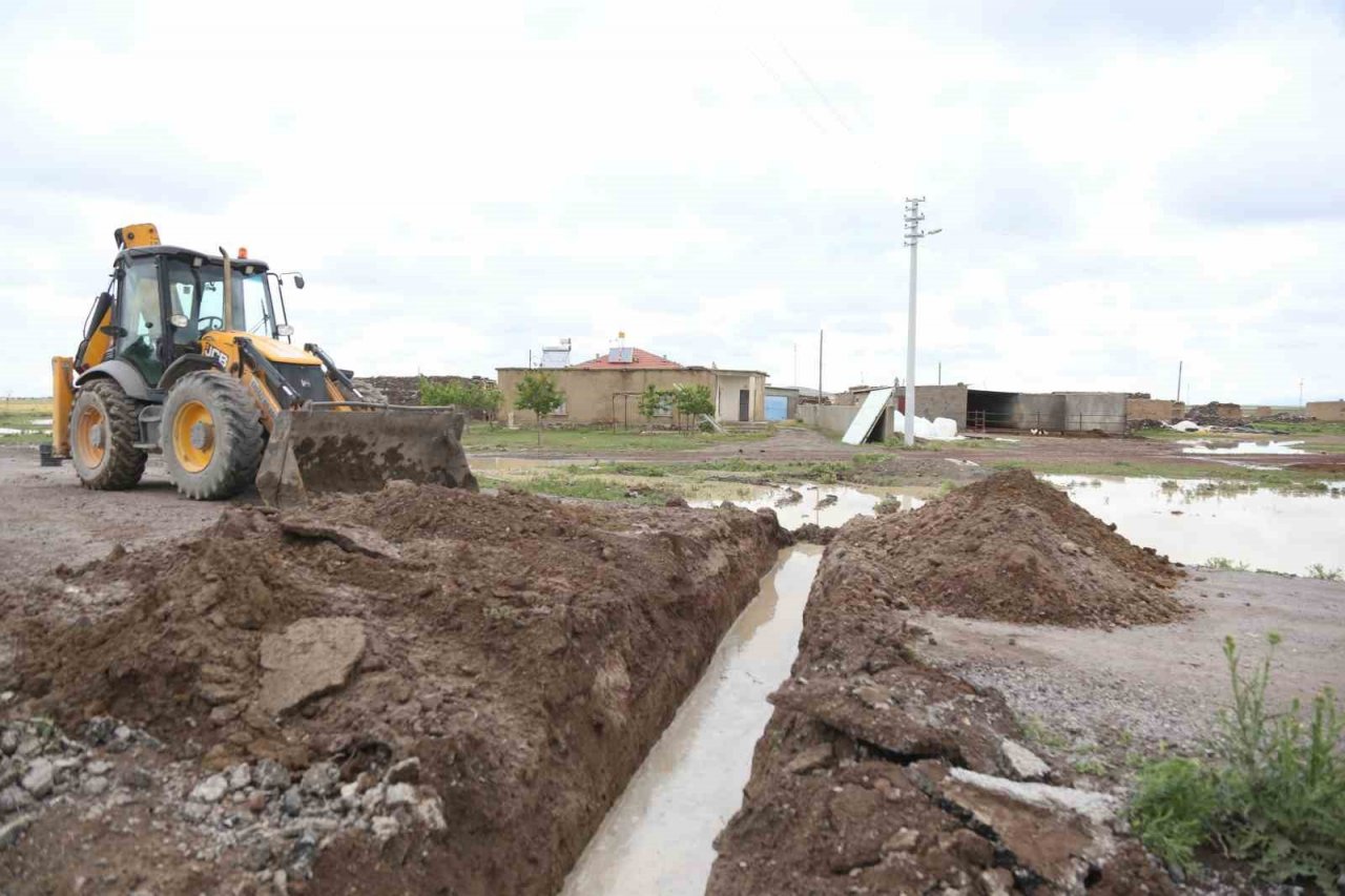 Ereğli Belediyesi selin etkilerini azaltmak için güce gündüz çalışıyor