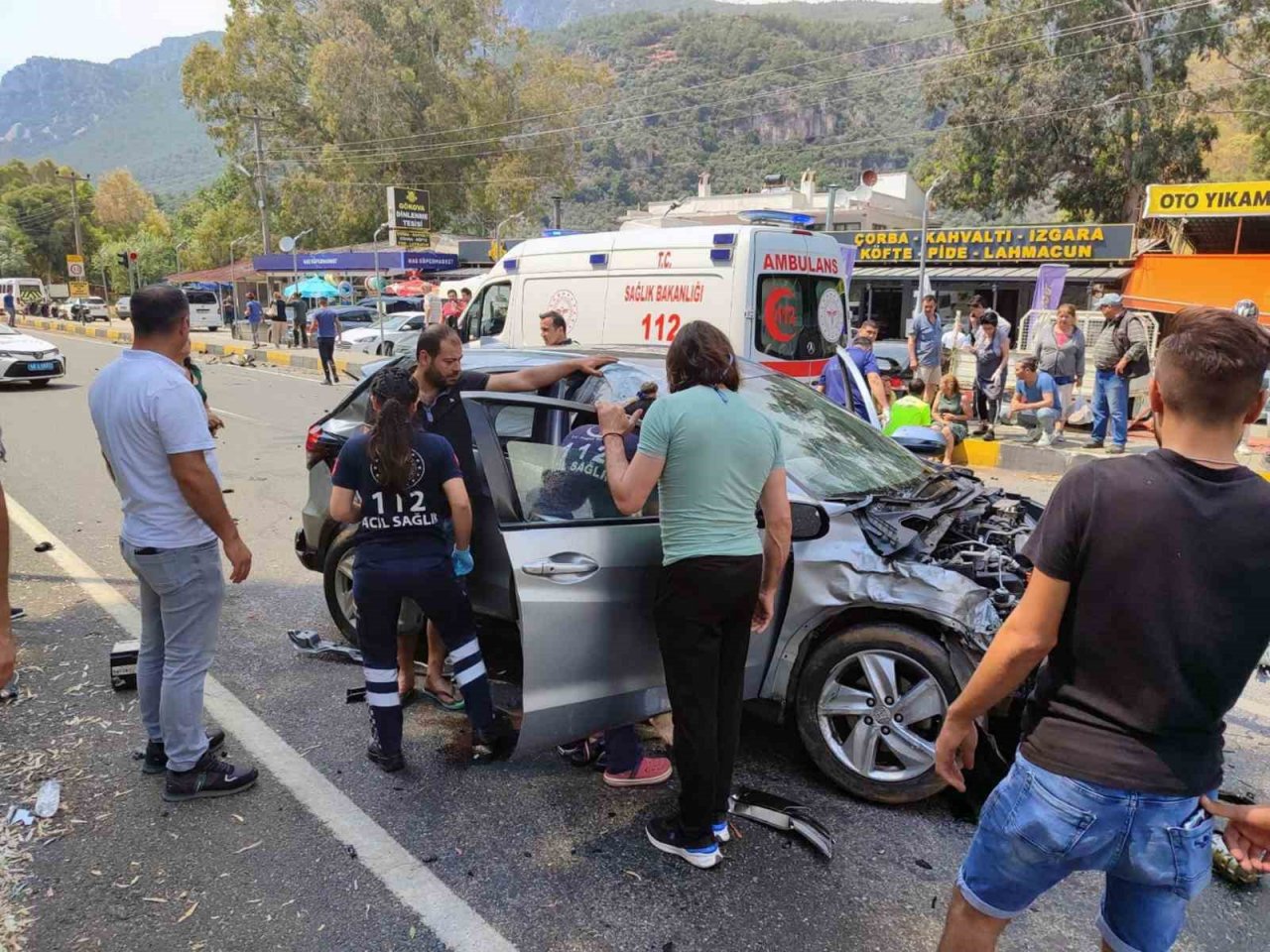 Gökova kavşağında kaza: 6 yaralı