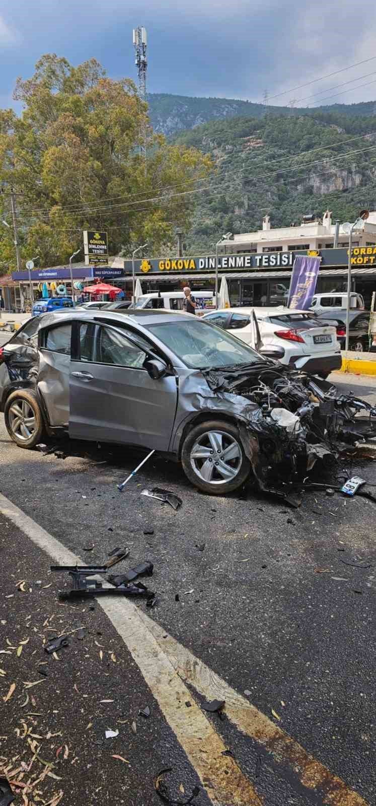 Gökova kavşağında kaza: 6 yaralı