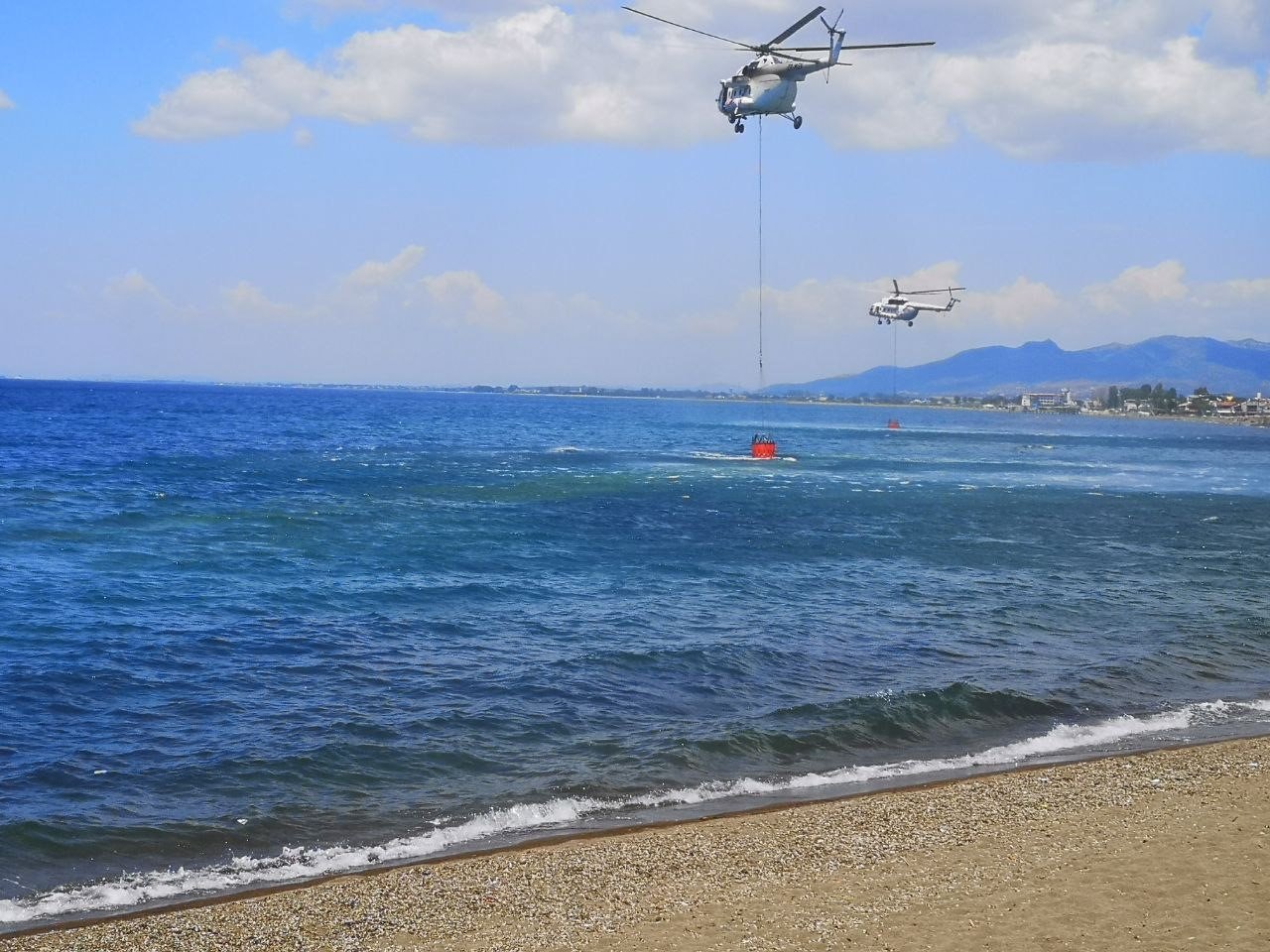 İzmir Dikili’de yangın