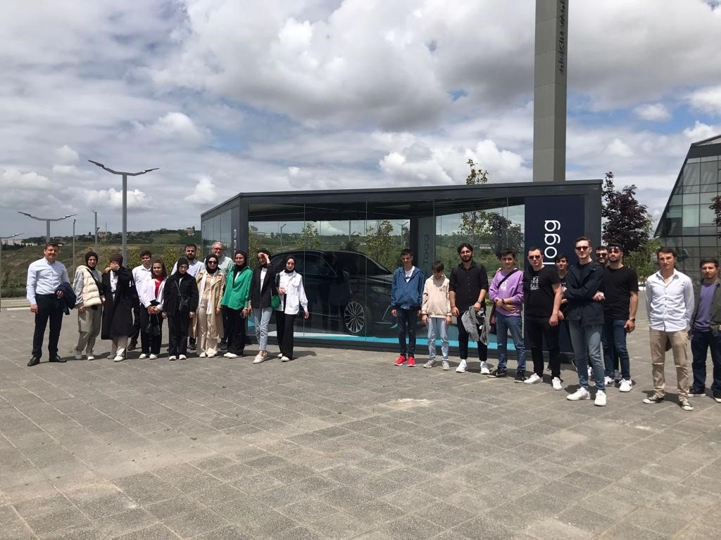 İnegöllü gençler Bilişim Vadisini keşfediyor