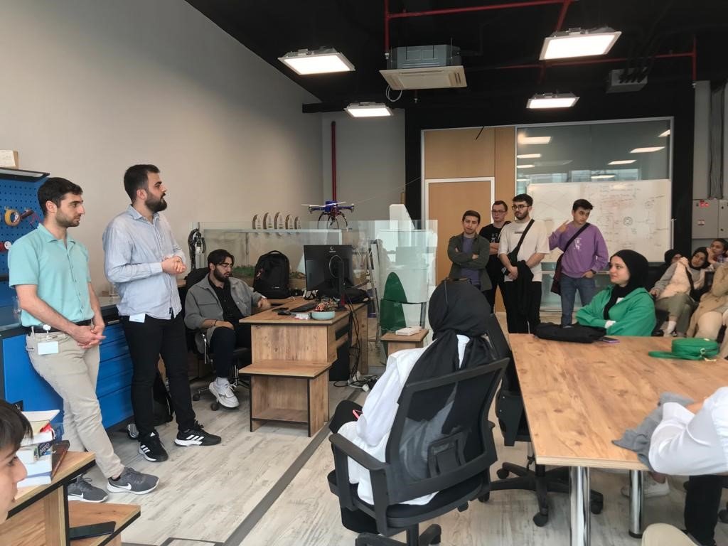 İnegöllü gençler Bilişim Vadisini keşfediyor