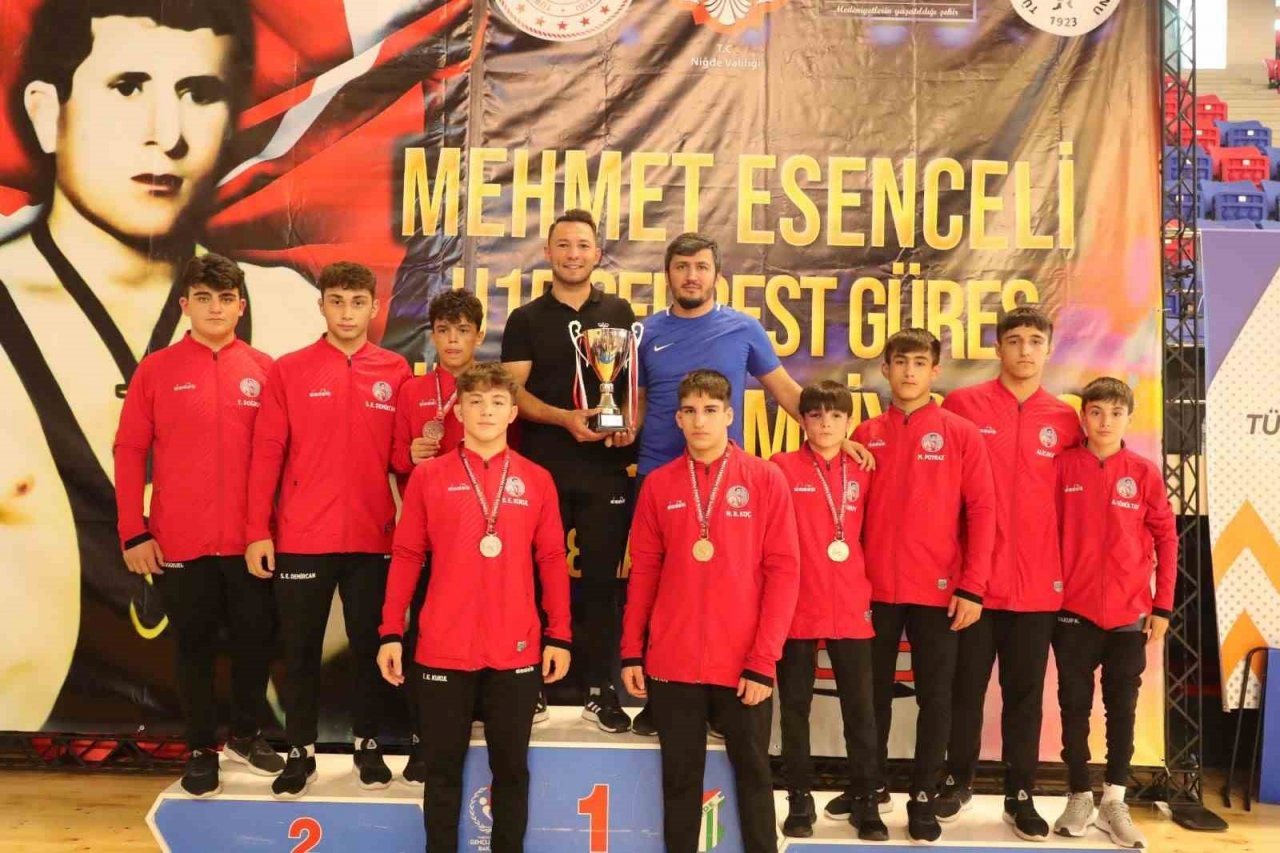 Yaşar Doğu’nun torunları Avrupa yolunda