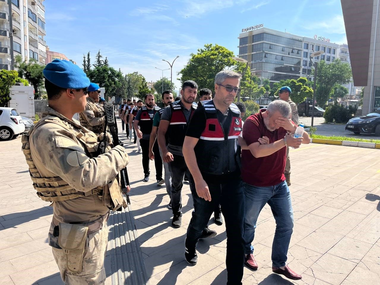 Çobanbey Sınır Kapısı’nda rüşvet operasyonu: 4 tutuklama