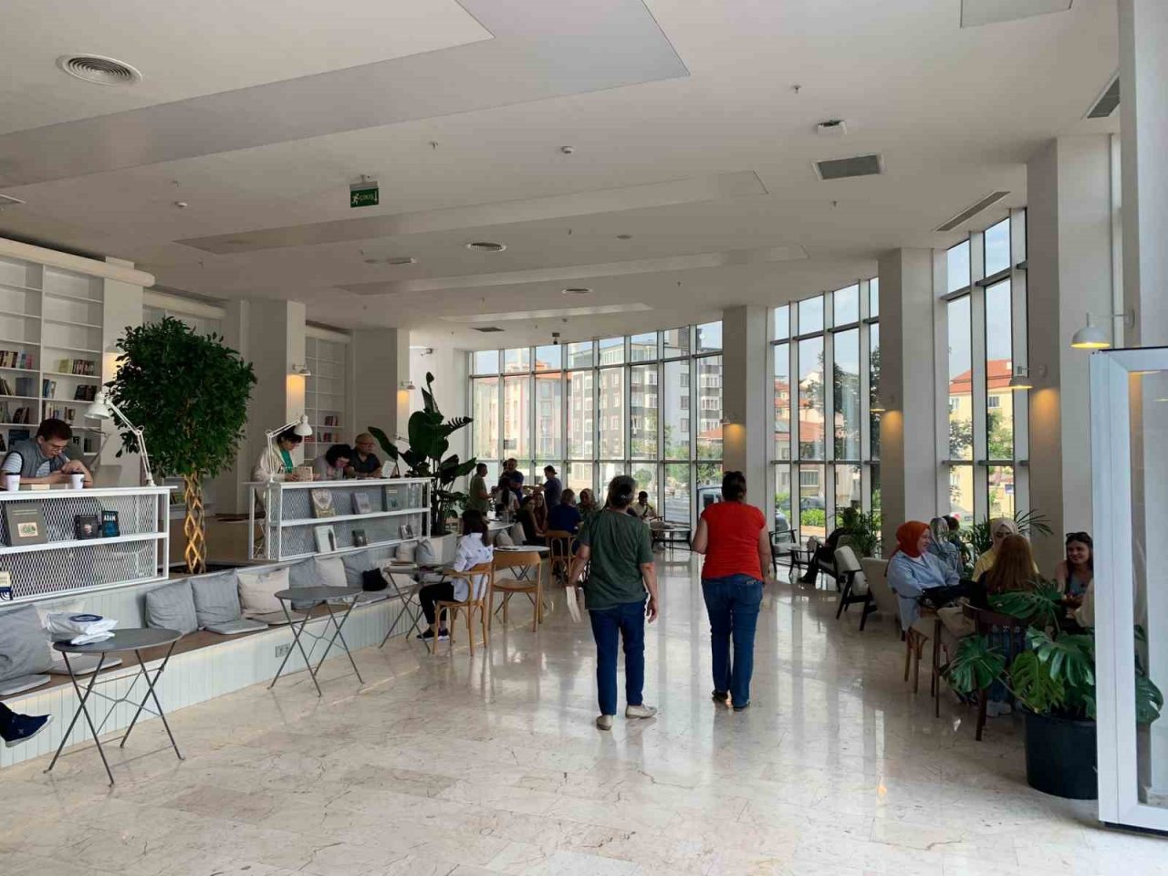 Yazar Ahmet Ümit Bilecik’te okuyucularıyla buluştu