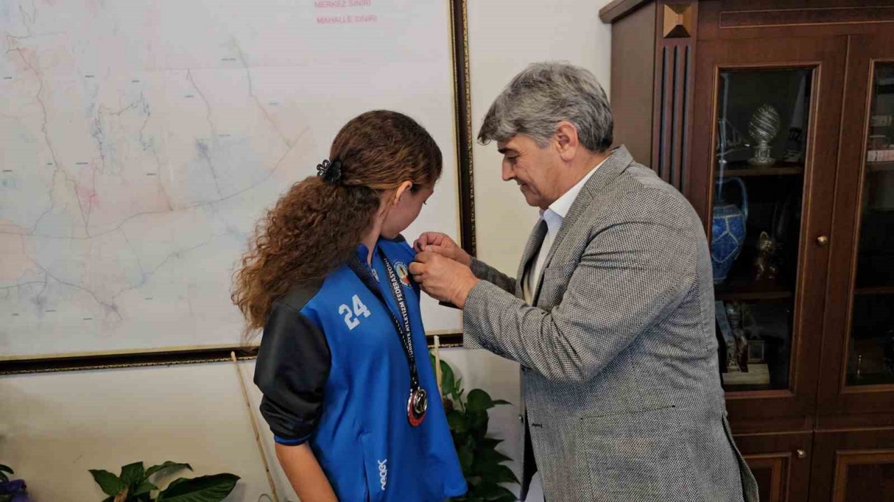 Kuyucaklı sporcular madalyaya doymuyor