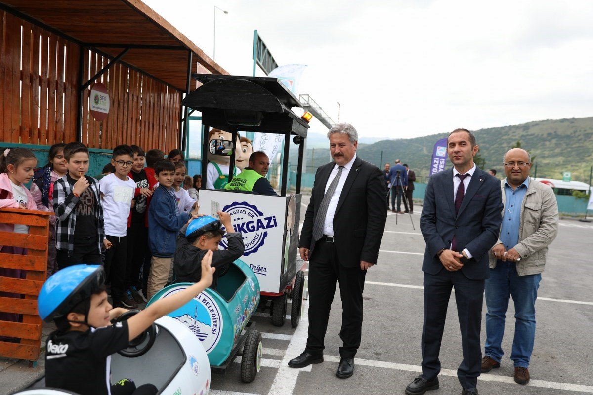 Melikgazi Belediyesi Sıfır Atık Ekspresi Yaptı