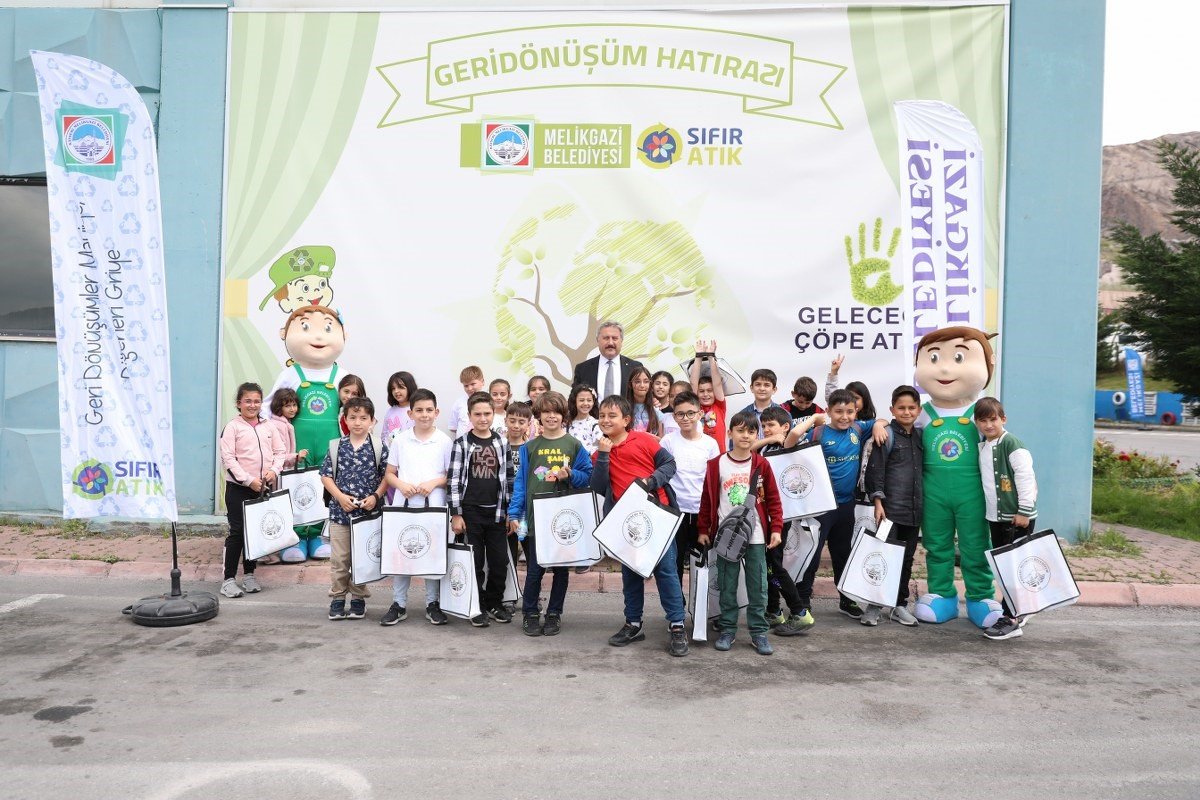 Melikgazi Belediyesi Sıfır Atık Ekspresi Yaptı