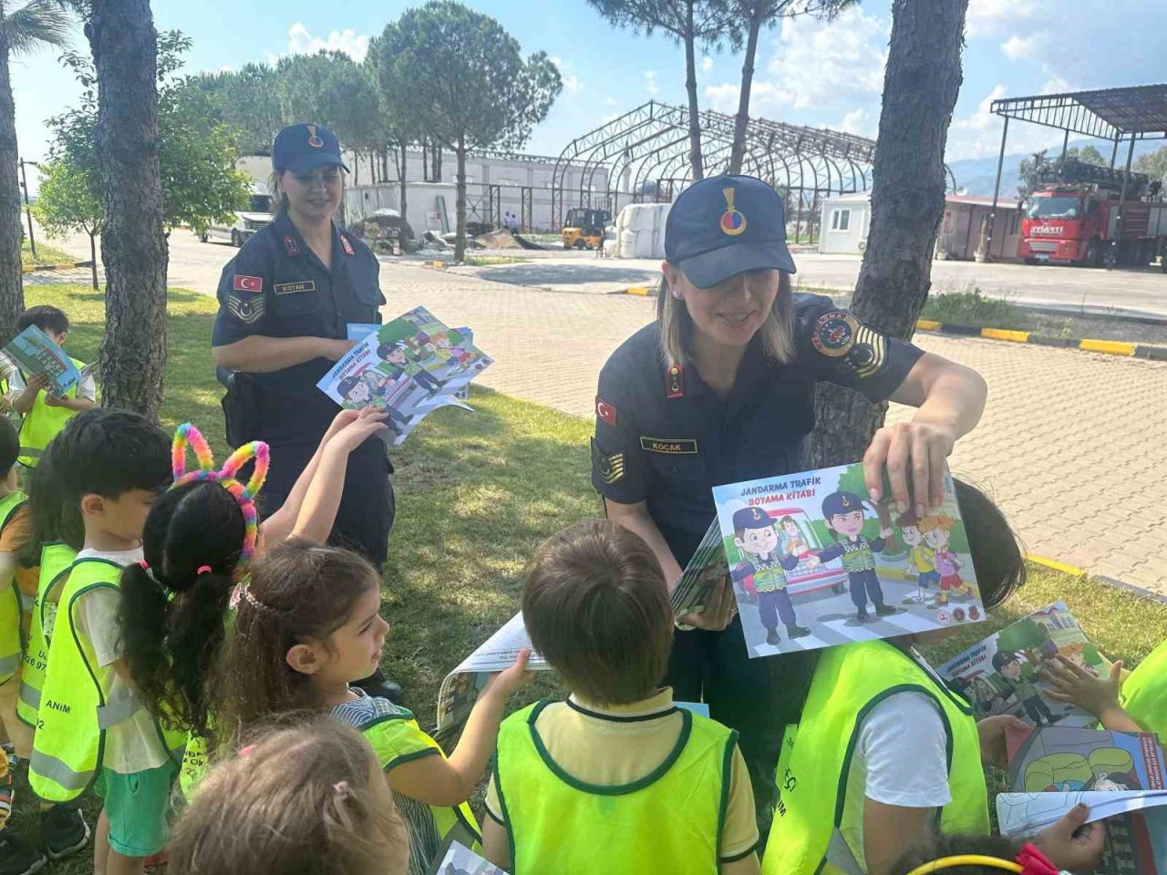 Minik öğrenciler filo komutanlığında ağırlandı