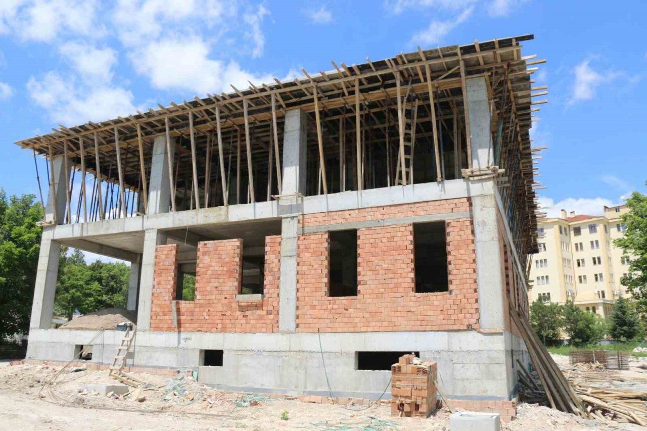 Müdür Başyiğit, 2023 yılı eğitim yatırımlarını yerinde inceledi