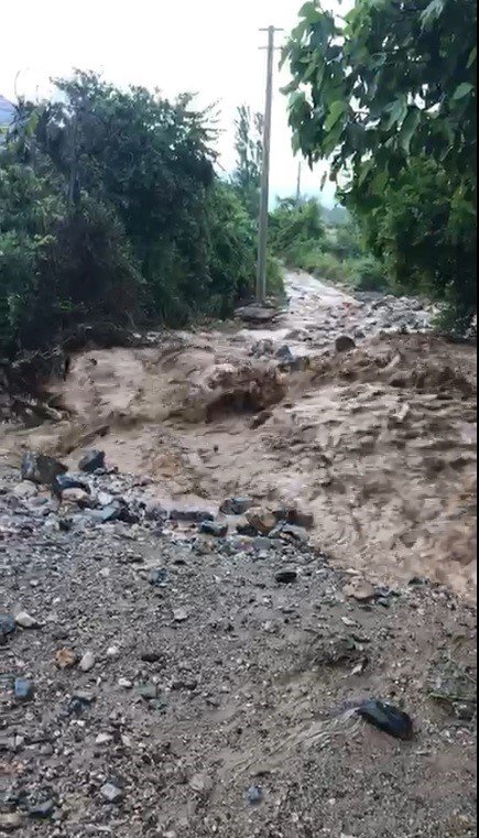 Muğla’da sağanak yağış etkili oldu