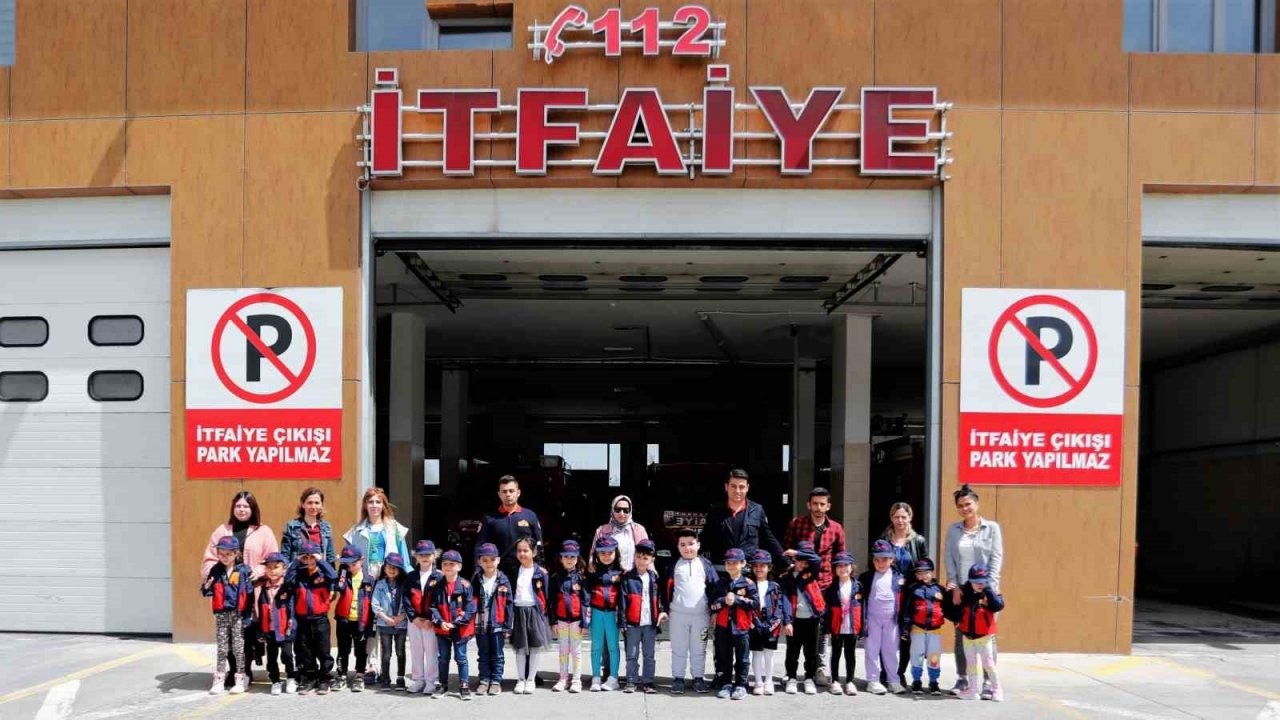 Nevşehir İtfaiyesi’nden öğrencilere teorik ve uygulamalı eğitim