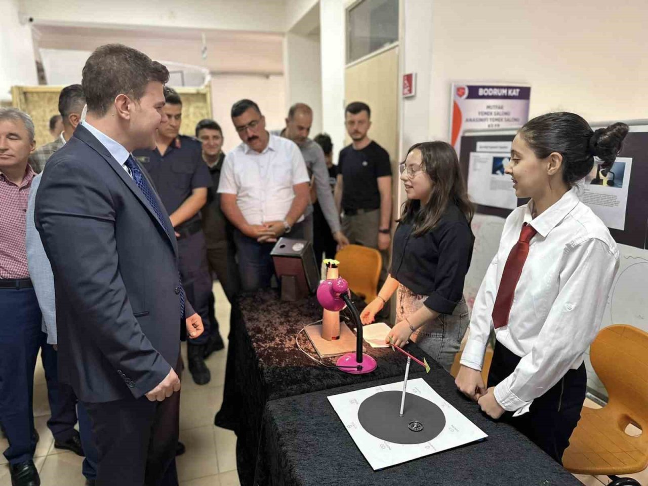 Simav’da Bilim Teknoloji ve Görsel Sanatlar sergisi