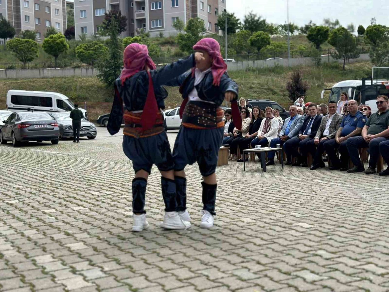 Simav’da Bilim Teknoloji ve Görsel Sanatlar sergisi