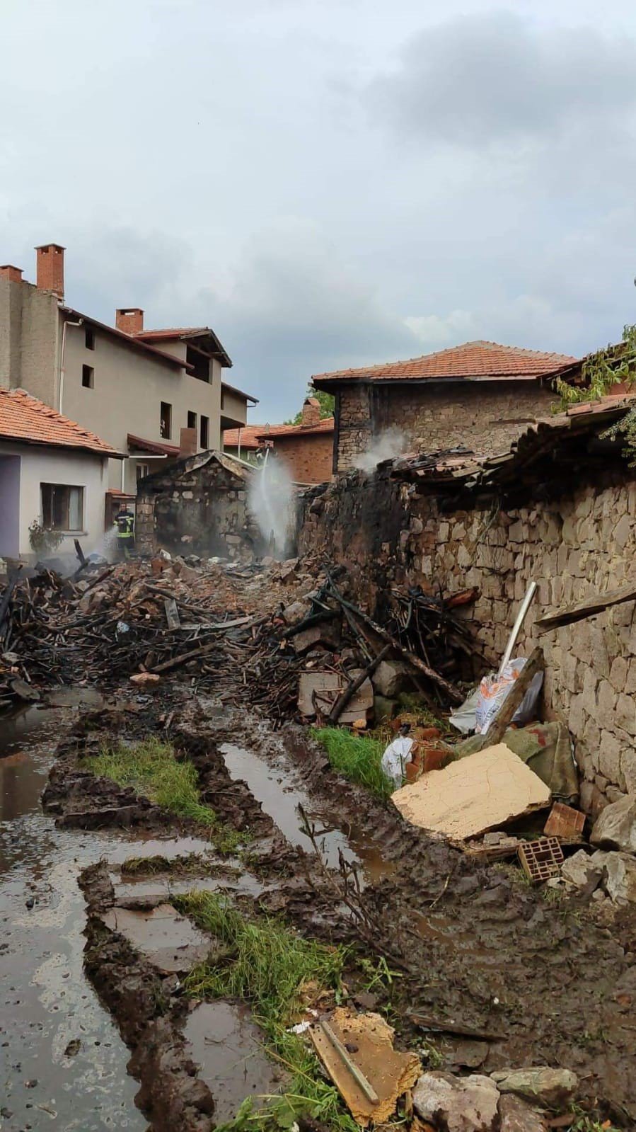 Tavşanlı’daki yangın korkuttu